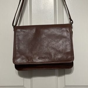 GENICCI Brown Leather Crossbody Shoulder Bag Multi Compartment